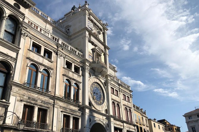 Walking Tour of Venice from St. Mark's Square to Rialto - Meeting point at Calle larga de l’Ascension: the logistics that matter