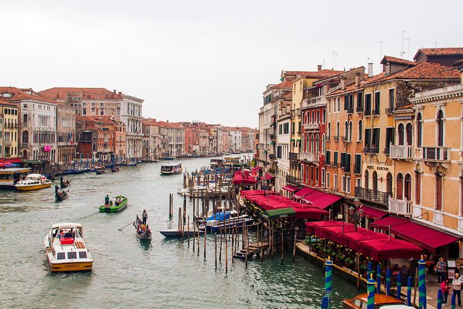 Welcome to Venice Group Tour St. Mark's Basilica & Gondola Ride - Gondola Ride From Bacino Orseolo: Calm Water, Not a Performance