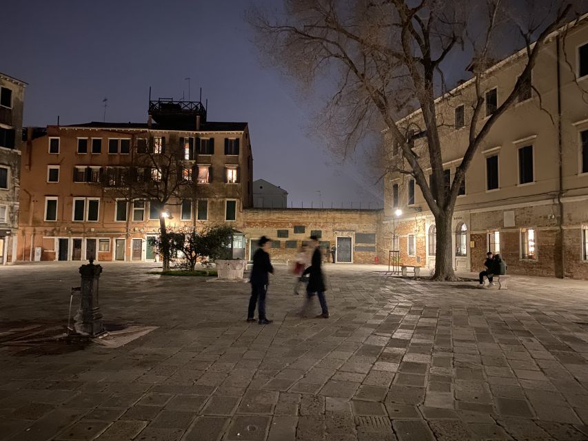 Your evening in Venice - Legends&Ghosts&Aperitif - The very old osteria finish, cicchetti and lagoon seafood
