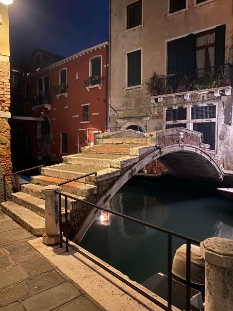Your evening in Venice - Legends&Ghosts&Aperitif - Timing, walking comfort, and small practical tips