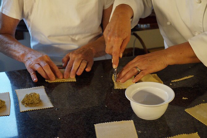 Yummy Cooking Class in Venice with Professional Chef - Why this Venice cooking class feels like a guest invite, not a show
